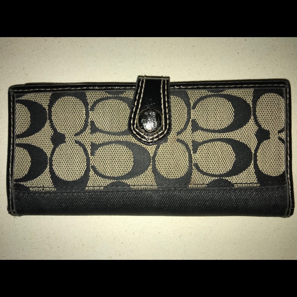 Authentic leather Coach Wallet